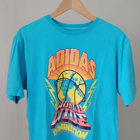 Adidas Graphic T-Shirt Basketball Size Small Blue - Picture 3 of 12